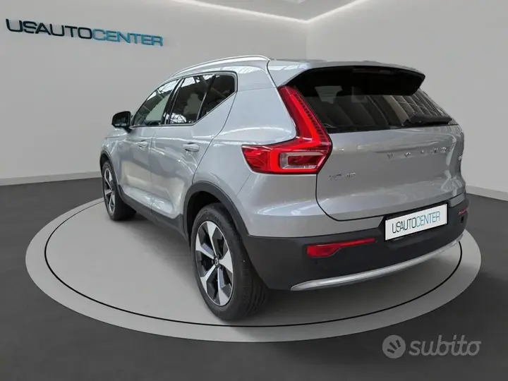 Volvo Xc40 2025 photo 4