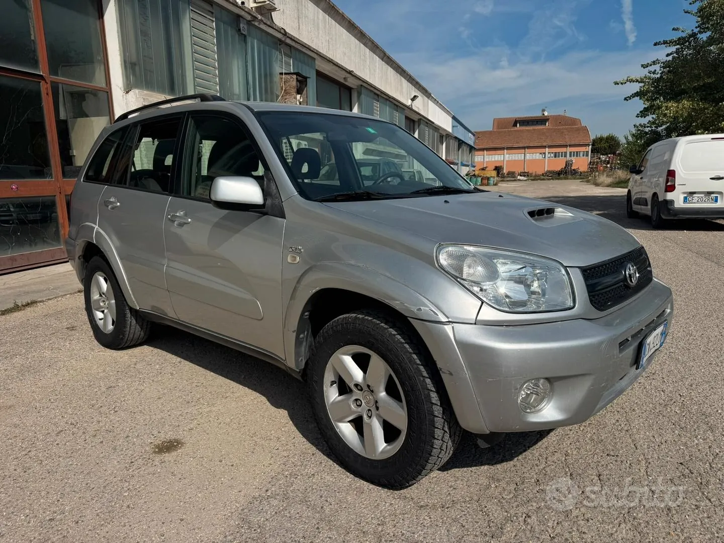 Toyota Rav4 2004 photo 2