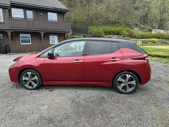 Nissan Leaf 2021 photo 3