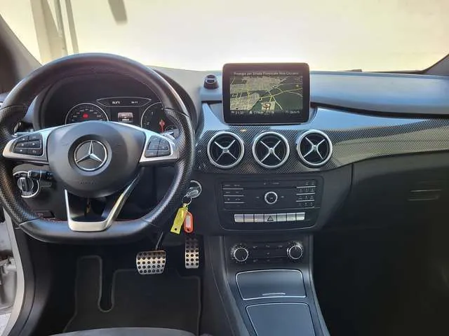 Mercedes-Benz B 180 2017 photo 4