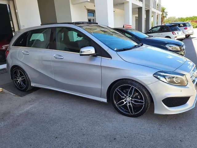 Mercedes-Benz B 180 2017 photo 3