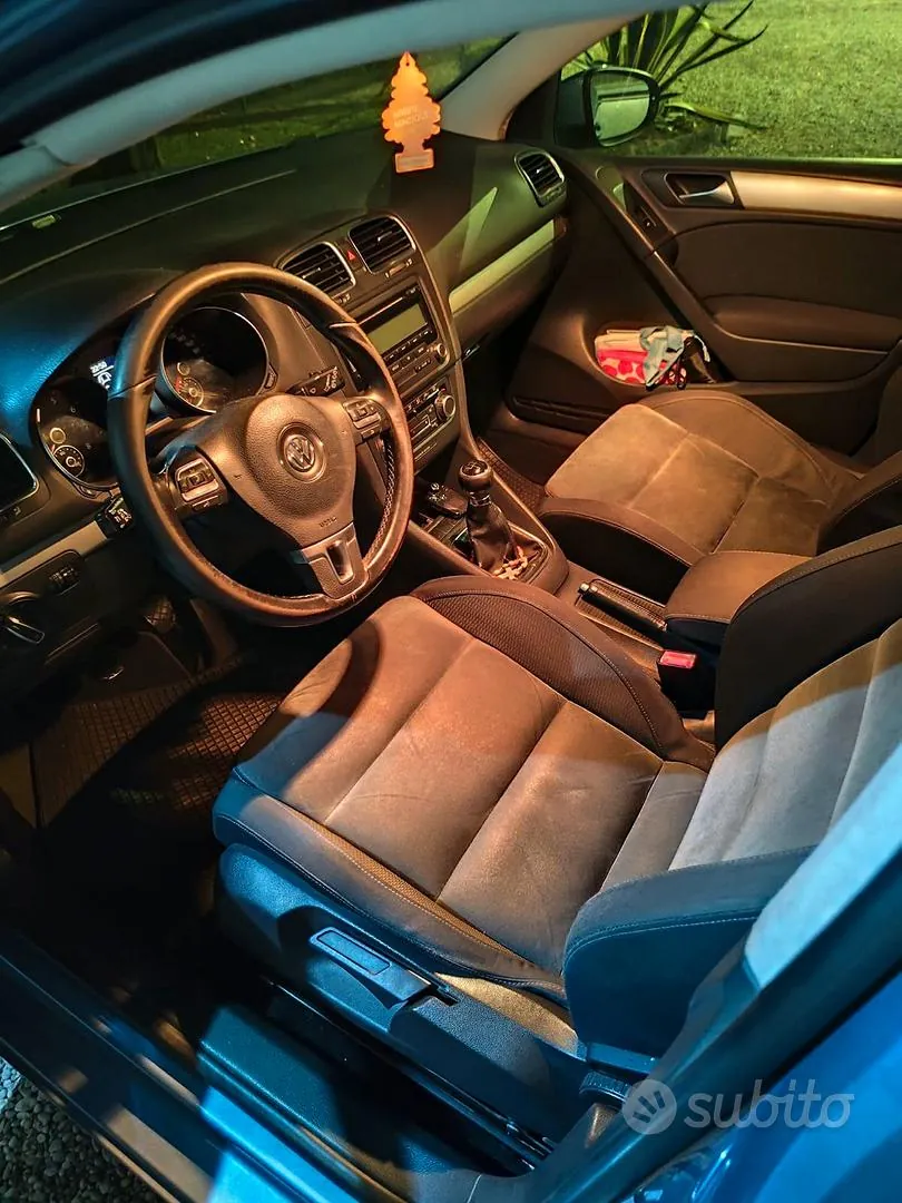 Volkswagen Golf 2009 photo 4