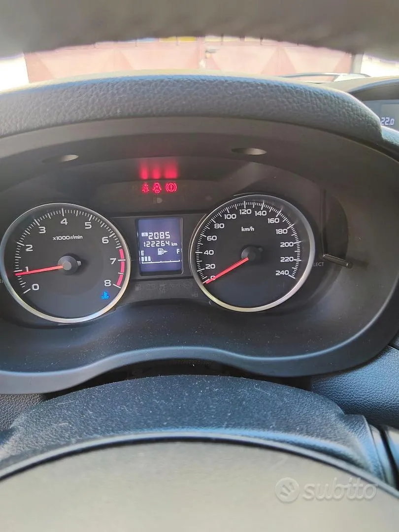 Subaru Xv 2015 photo 5