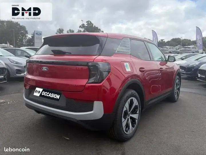 Ford Explorer 2026 photo 2
