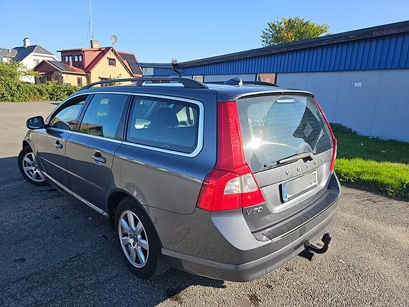 Volvo V70 2012 photo 4