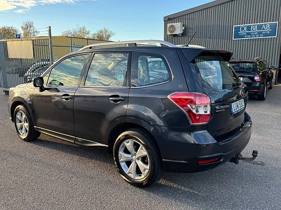 Subaru Forester 2015 photo 3