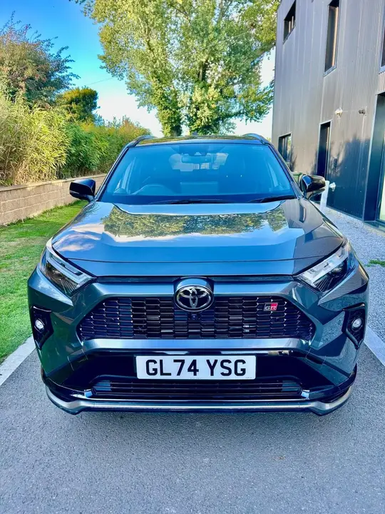 Toyota Rav4 2024 photo 3
