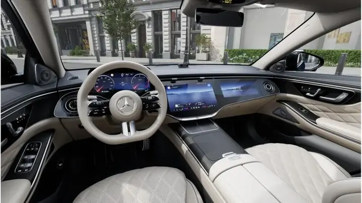 Mercedes-Benz S-Class photo 5