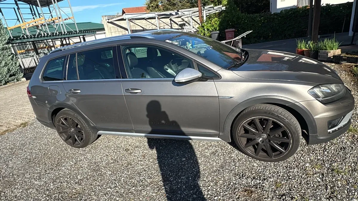 Volkswagen Golf 2015 photo 3