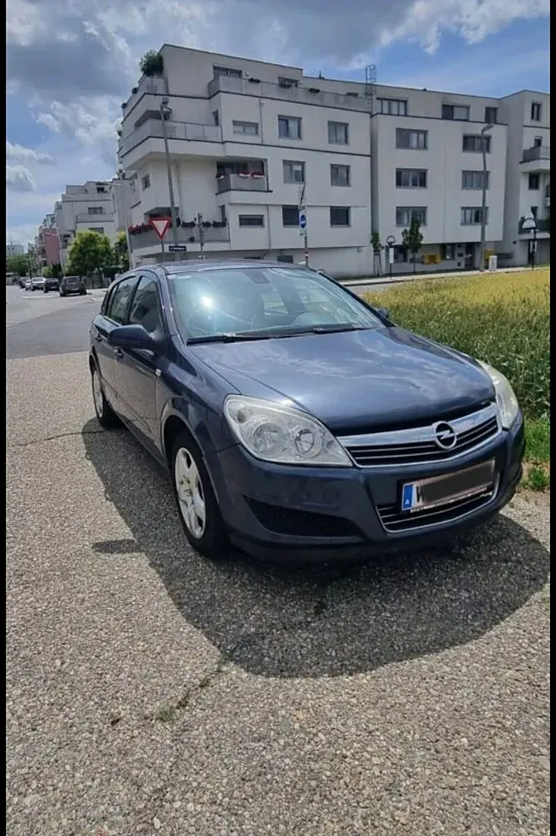 Opel Astra 2007 photo 2