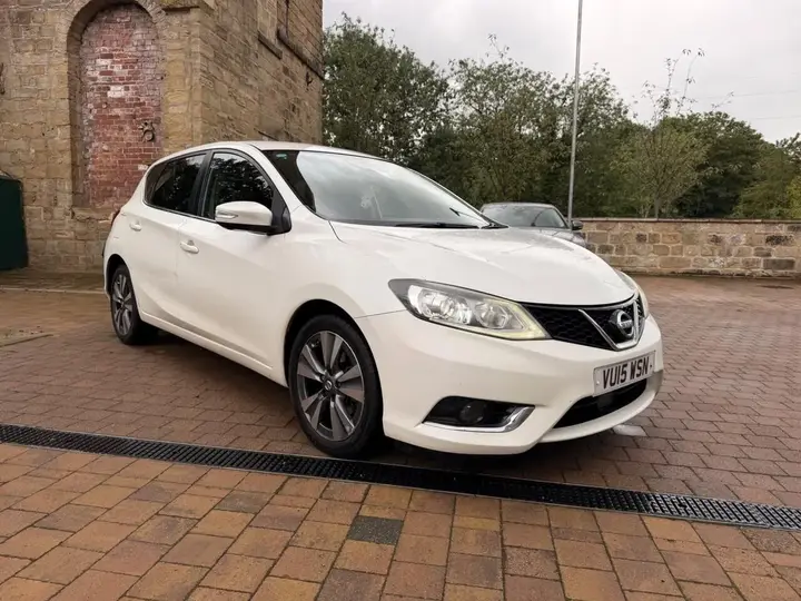 Nissan Pulsar 2015 photo 3