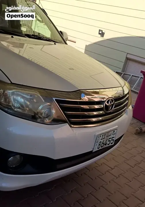 Toyota Fortuner 2013 photo 4