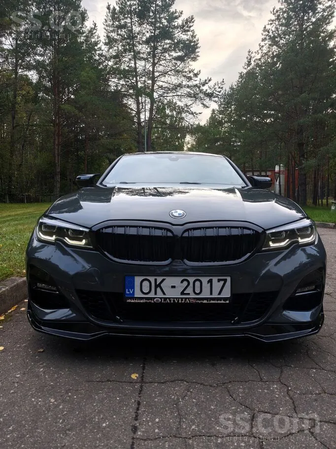 BMW 320I 2019 photo 3