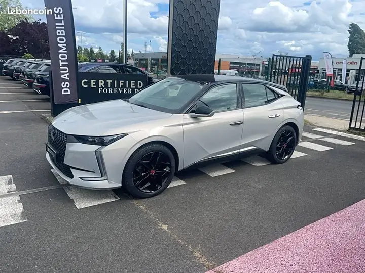DS Automobiles Ds 4