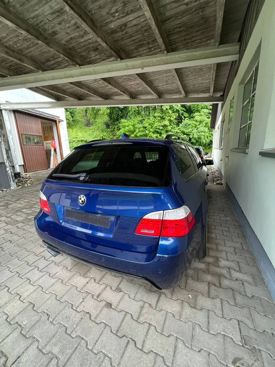 BMW 5 Series 2009 photo 3