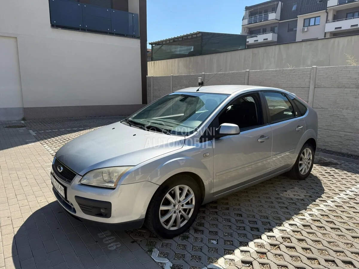 Ford Focus 2005 photo 2