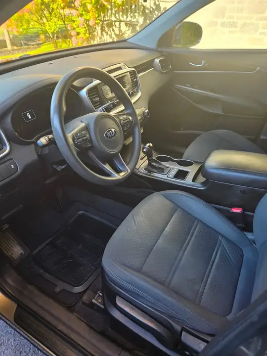 Kia Sorento 2016 photo 2