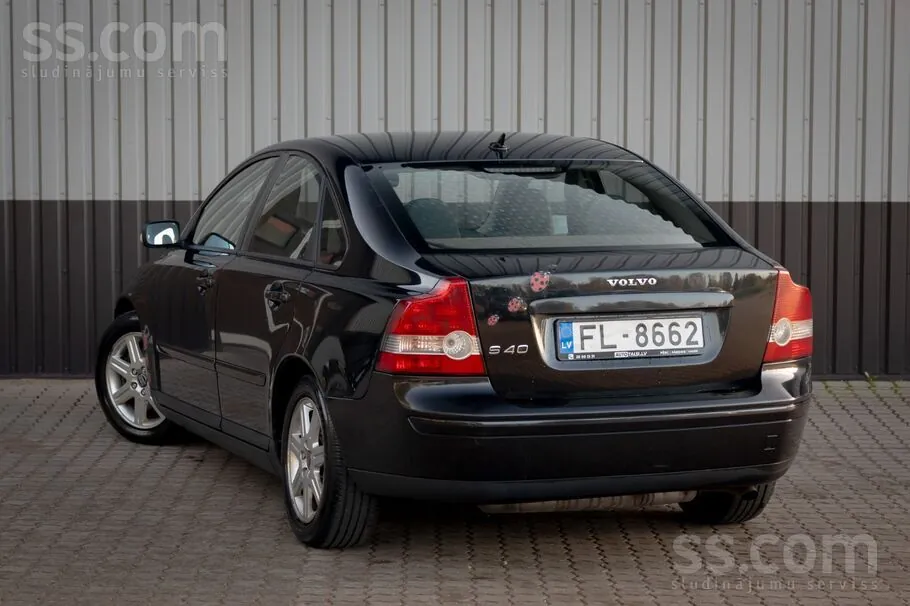 Volvo S40 2005 photo 4