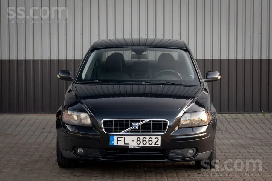 Volvo S40 2005 photo 2