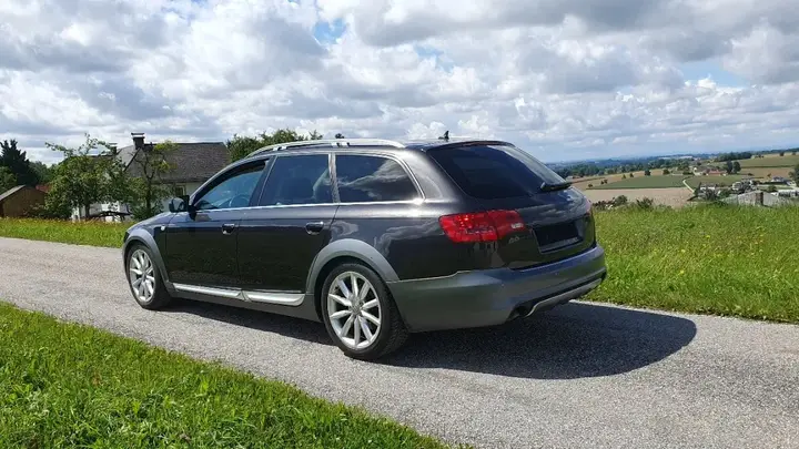 Audi A6 Allroad 2006 photo 2