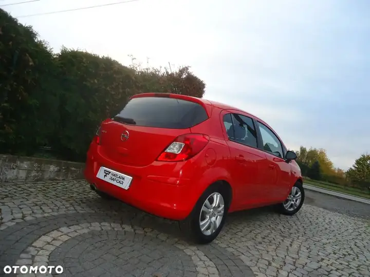 Opel Corsa 2012 photo 4