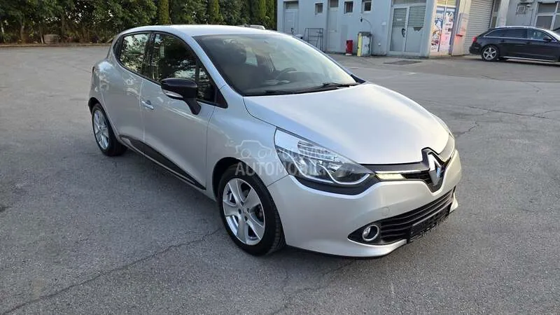 Renault Clio 2016 photo 2