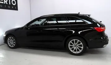 Audi A4 Avant 2023 photo 2