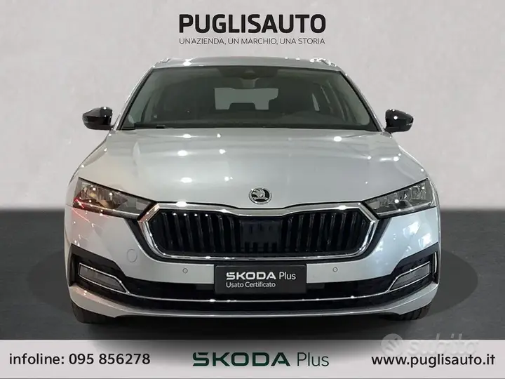 Skoda Octavia 2022 photo 2