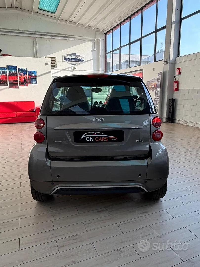 Smart Fortwo 2012 photo 4