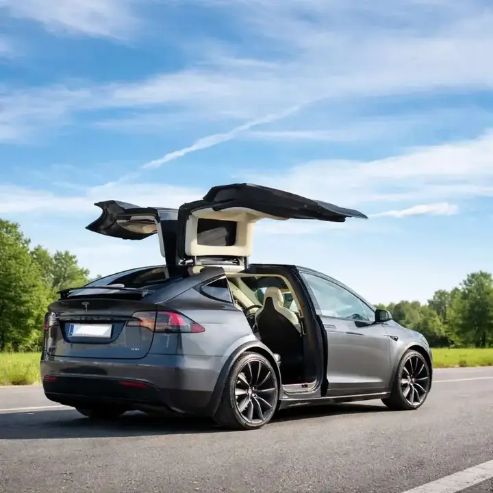 Tesla Model X 2018 photo 3