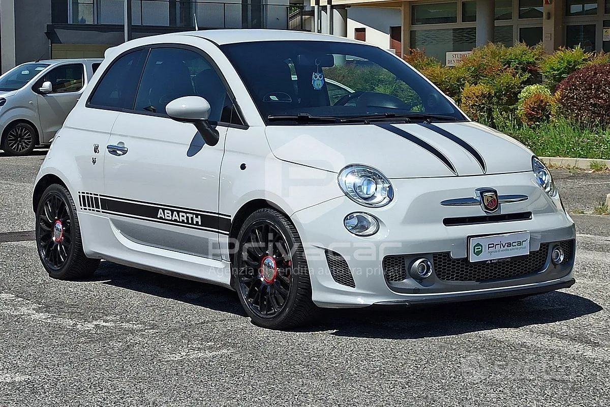 Abarth 595 2016 photo 3
