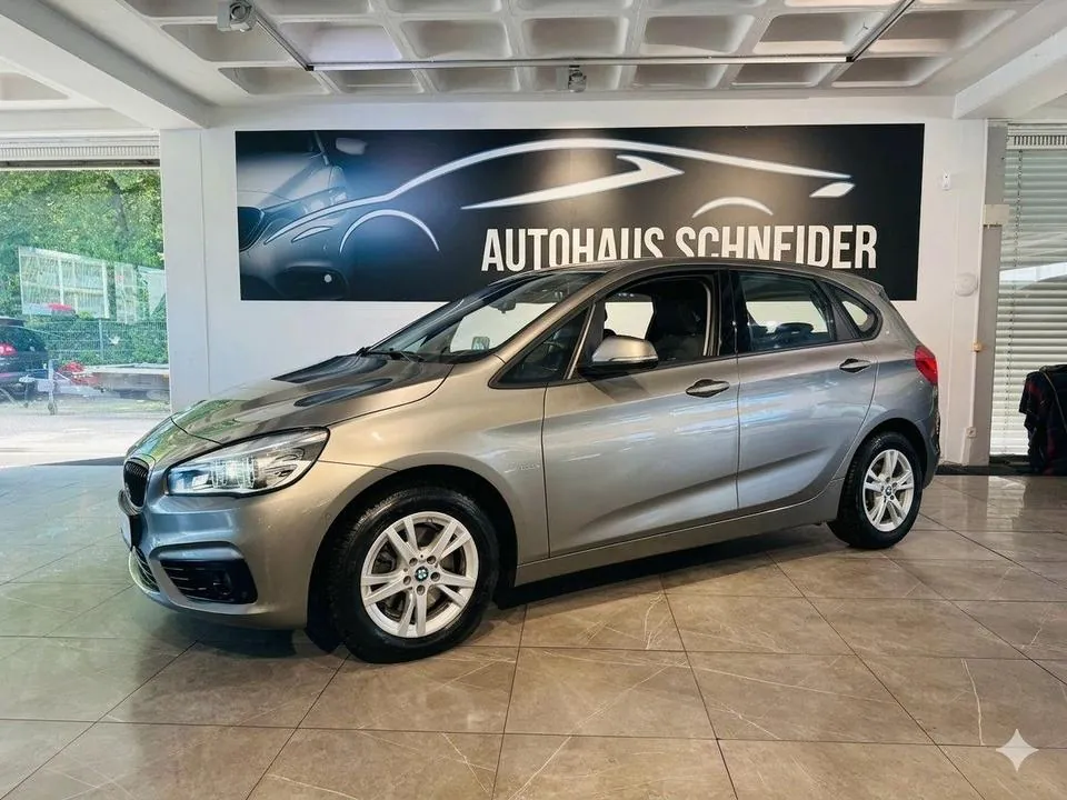 BMW 220I
