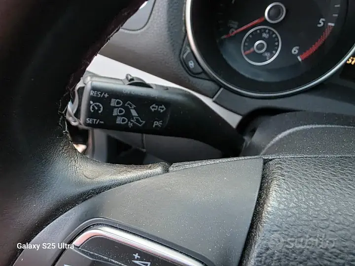 Volkswagen Golf 2012 photo 4
