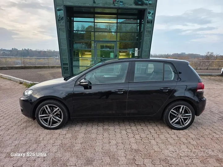 Volkswagen Golf 2012 photo 2