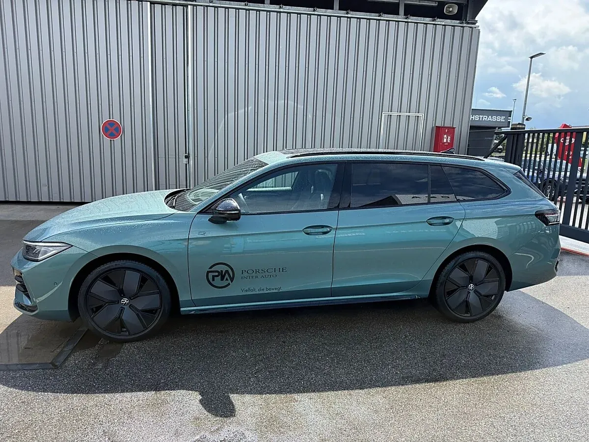 Volkswagen Passat 2026 photo 2