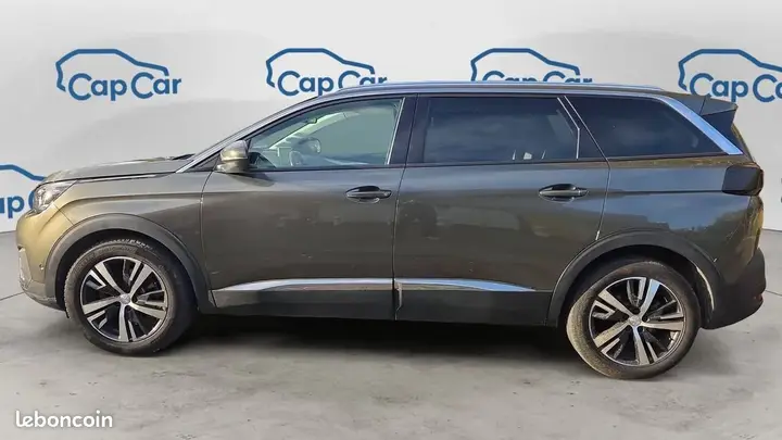 Peugeot 5008 2020 photo 2