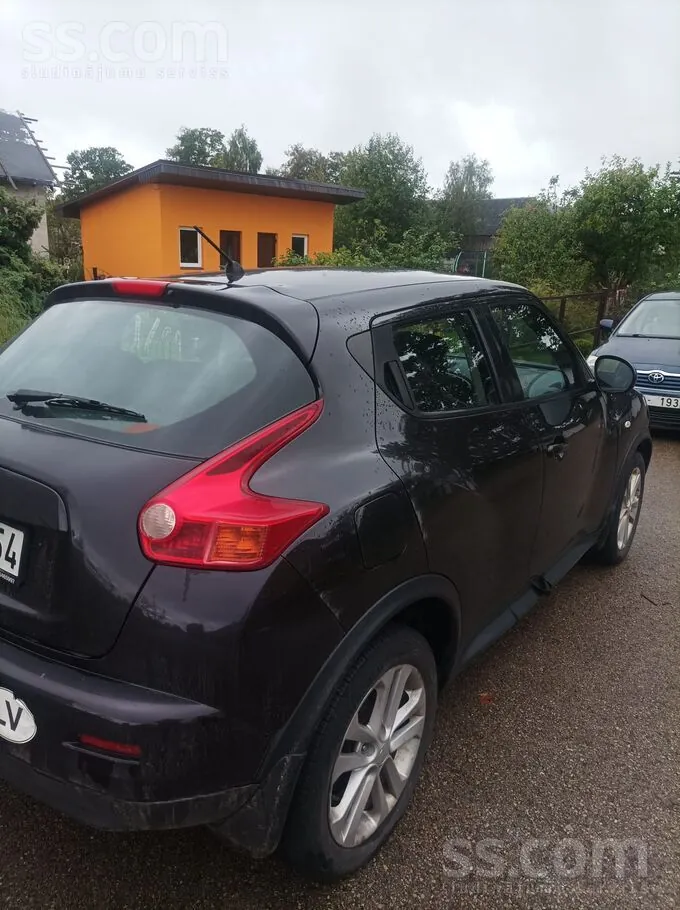 Nissan Juke 2013 photo 2