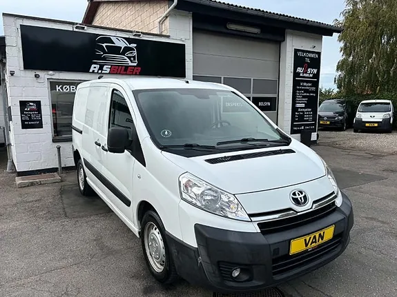 Toyota Proace 2015 photo 3
