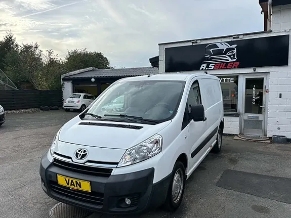 Toyota Proace 2015 photo 2