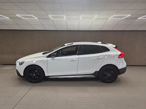 Volvo V40 Cross Country 2014 photo 3