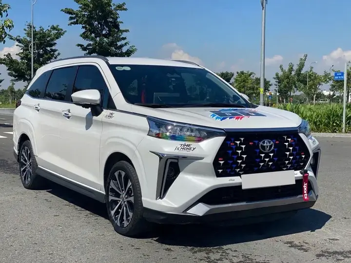 Toyota Veloz Cross 2025 photo 2