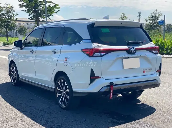 Toyota Veloz Cross 2025 photo 4