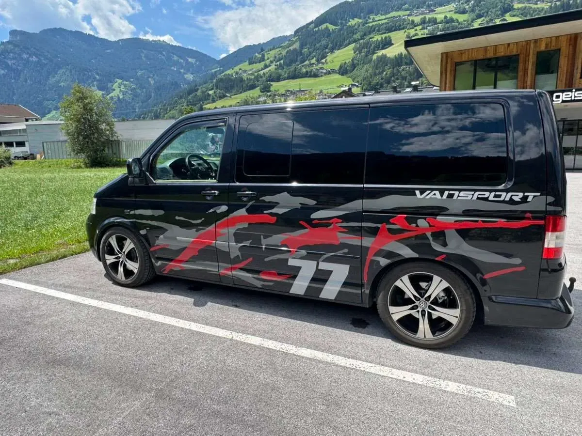 Volkswagen T5 2006 photo 2