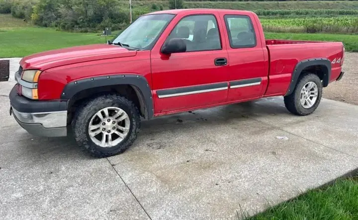 Chevrolet Silverado 1500 2004 photo 3