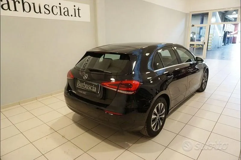 Mercedes-Benz A-Class 2021 photo 3
