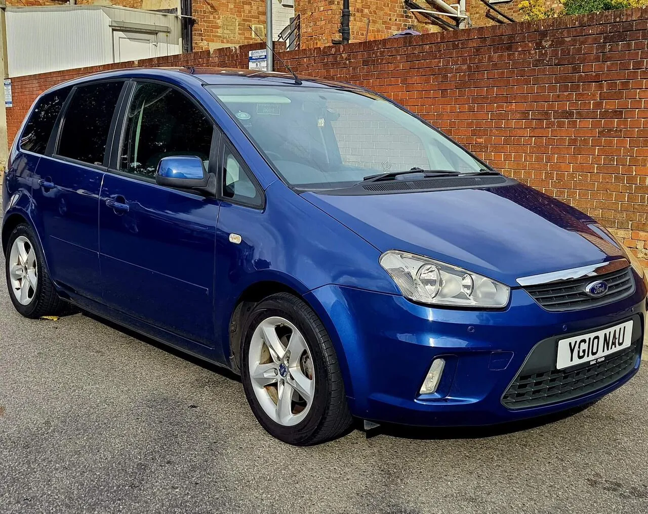 Ford C-Max 2010 photo 3