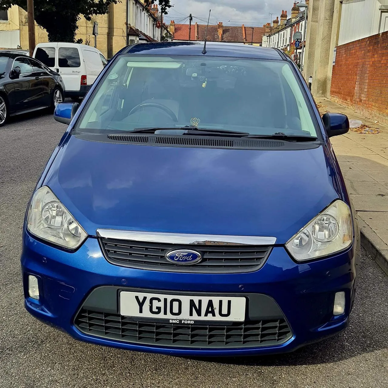 Ford C-Max 2010 photo 2