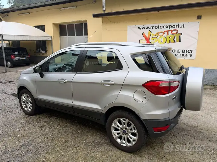 Ford Ecosport 2015 photo 3