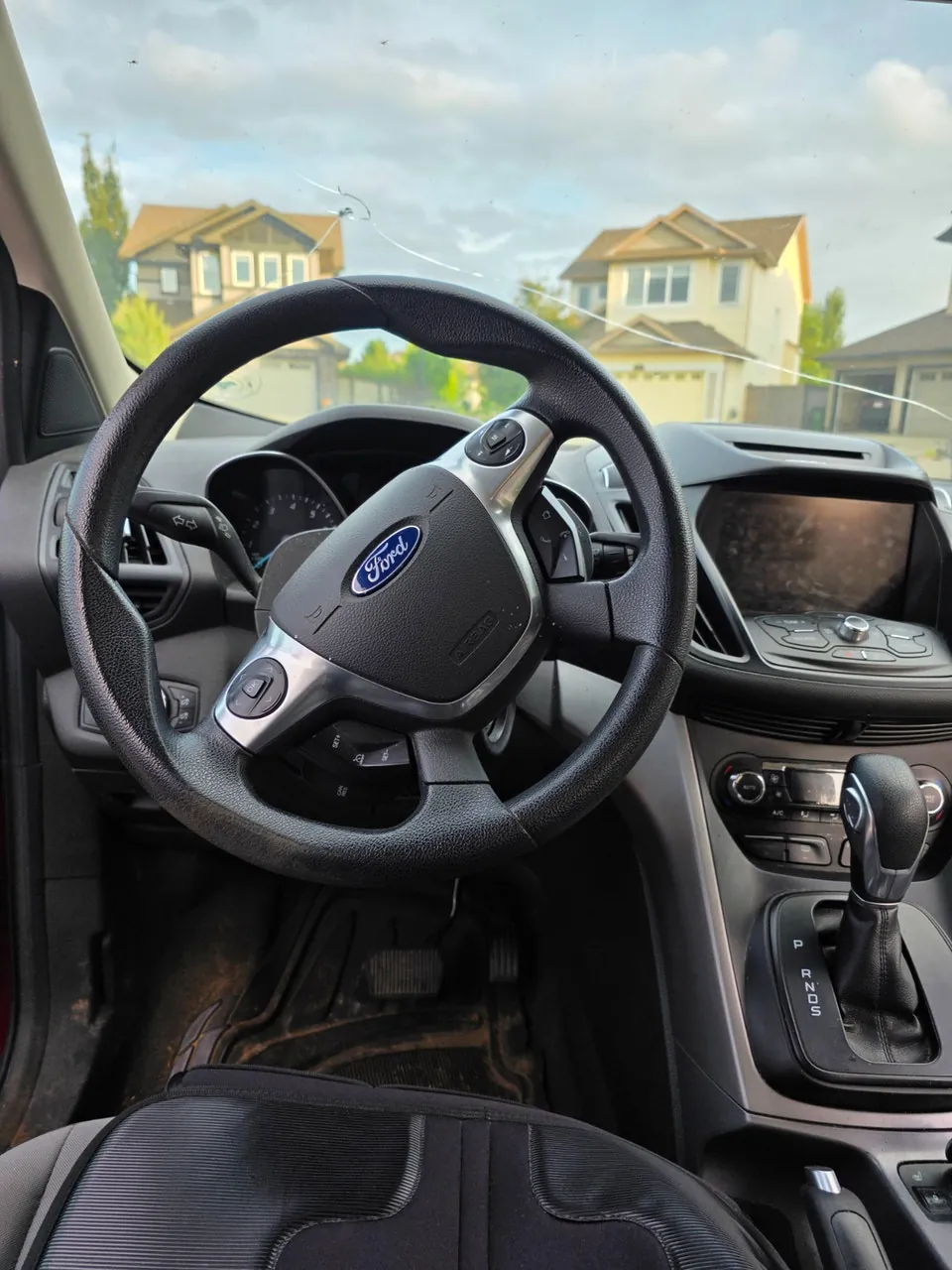 Ford Escape 2014 photo 2