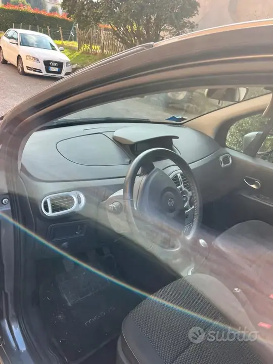 Renault Modus 2010 photo 4